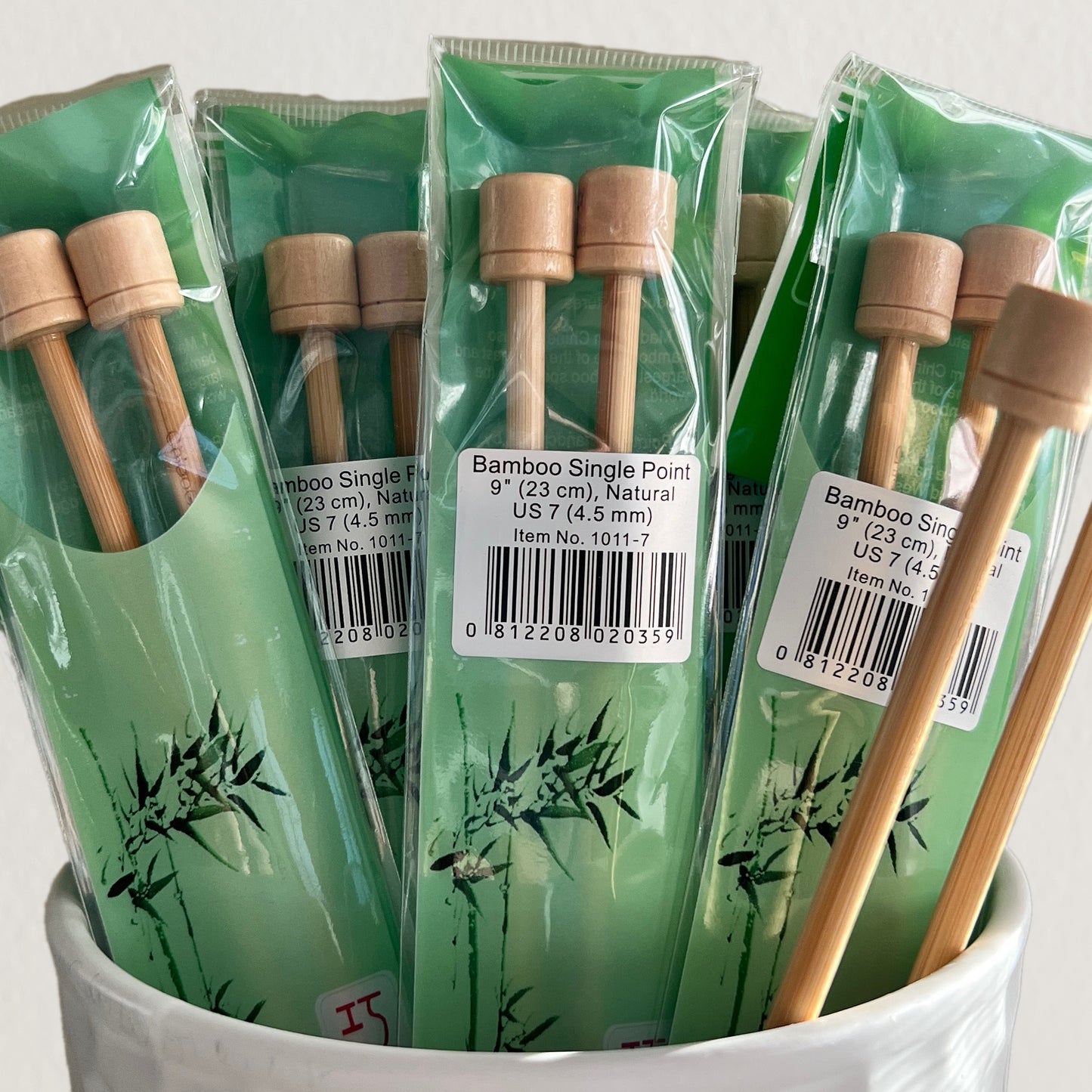 9″ (23cm) ChiaoGoo Bamboo Straight Needles – Natural – US Size 7